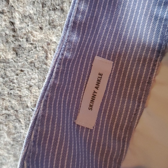 LOFT Skinny Ankle Pants - Picture 5 of 12